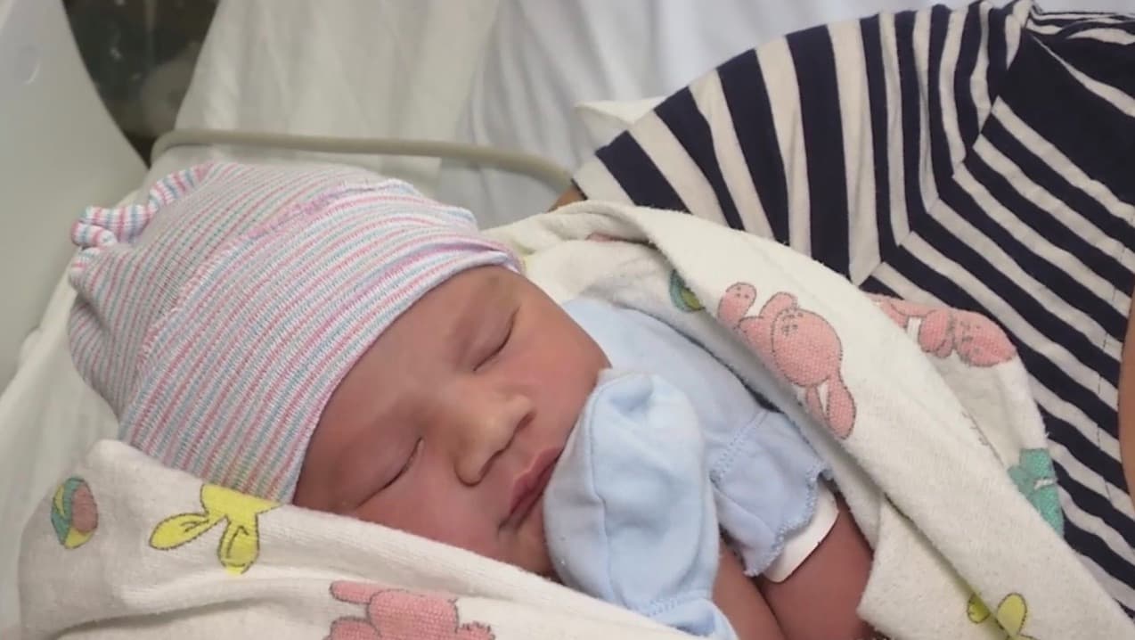 Este bebé hispano es el primero en nacer este Año Nuevo en el este del Área de la Bahía 