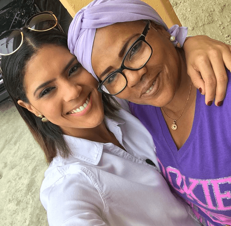 Aunque este viaje fue relámpago, para Francisca es una bendición siempre poder visitar a su madre Doña Divina.