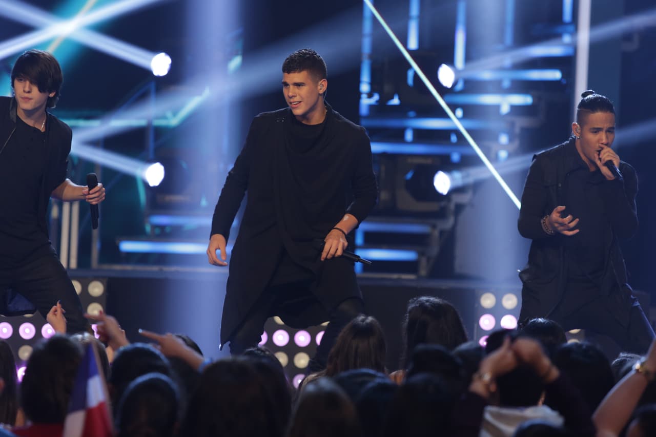 El Dasa y los chicos de CNCO conquistaron a las bellas con sus interpretaciones, en tanto las chicas recibieron una gran sorpresa por parte de Osmel. Todas tuvieron que enfrentarse a un reto que las llevó por las nubes, pero Lisanda y Berenice quedaron en la cuerda floja.