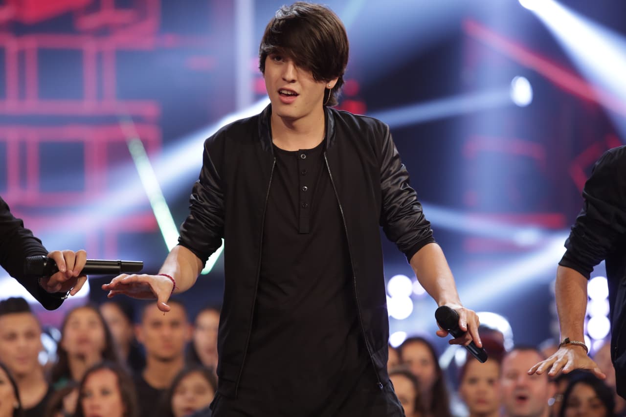 El Dasa y los chicos de CNCO conquistaron a las bellas con sus interpretaciones, en tanto las chicas recibieron una gran sorpresa por parte de Osmel. Todas tuvieron que enfrentarse a un reto que las llevó por las nubes, pero Lisanda y Berenice quedaron en la cuerda floja.