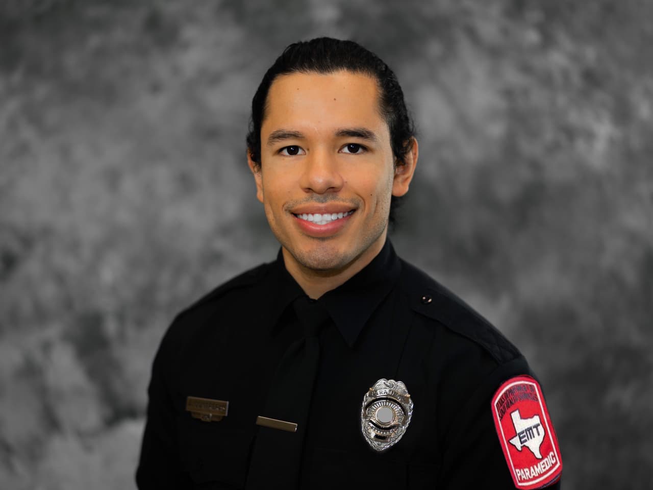 EEUU “nos necesita más que nunca”, dice un dreamer paramédico que atiende enfermos de covid-19