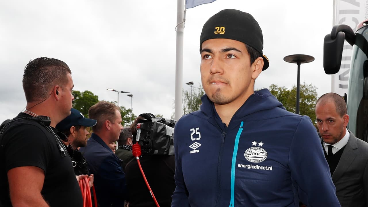 Erick Gutiérrez se resigna: "Es difícil estar de suplente, pero así toca"