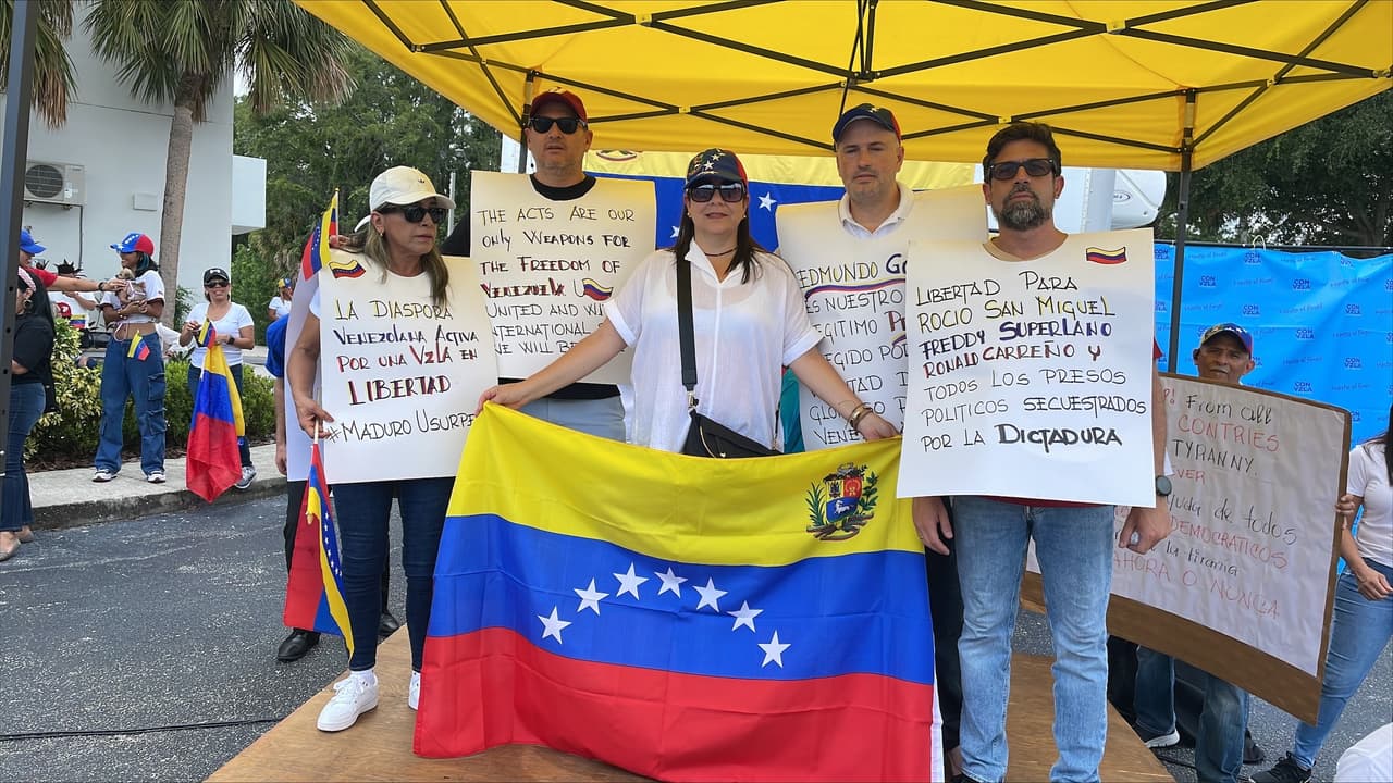 La cita fue este sábado 10 de agosto en Lake Ellenor Dr.