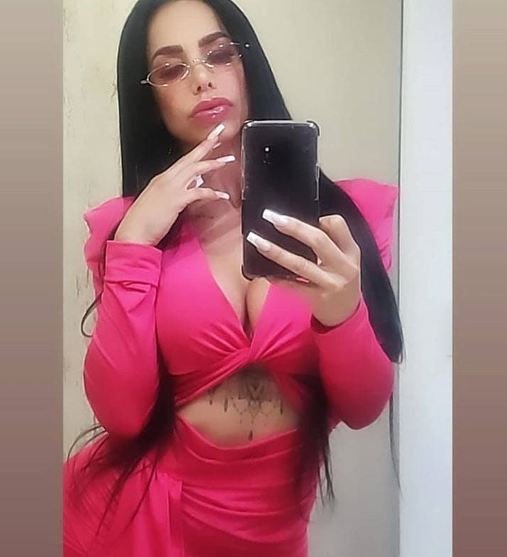 La actriz y vedette prefiere tomar con cautela dichas críticas porque dice que tiene muy claro de quiénes provienen. 
<br>