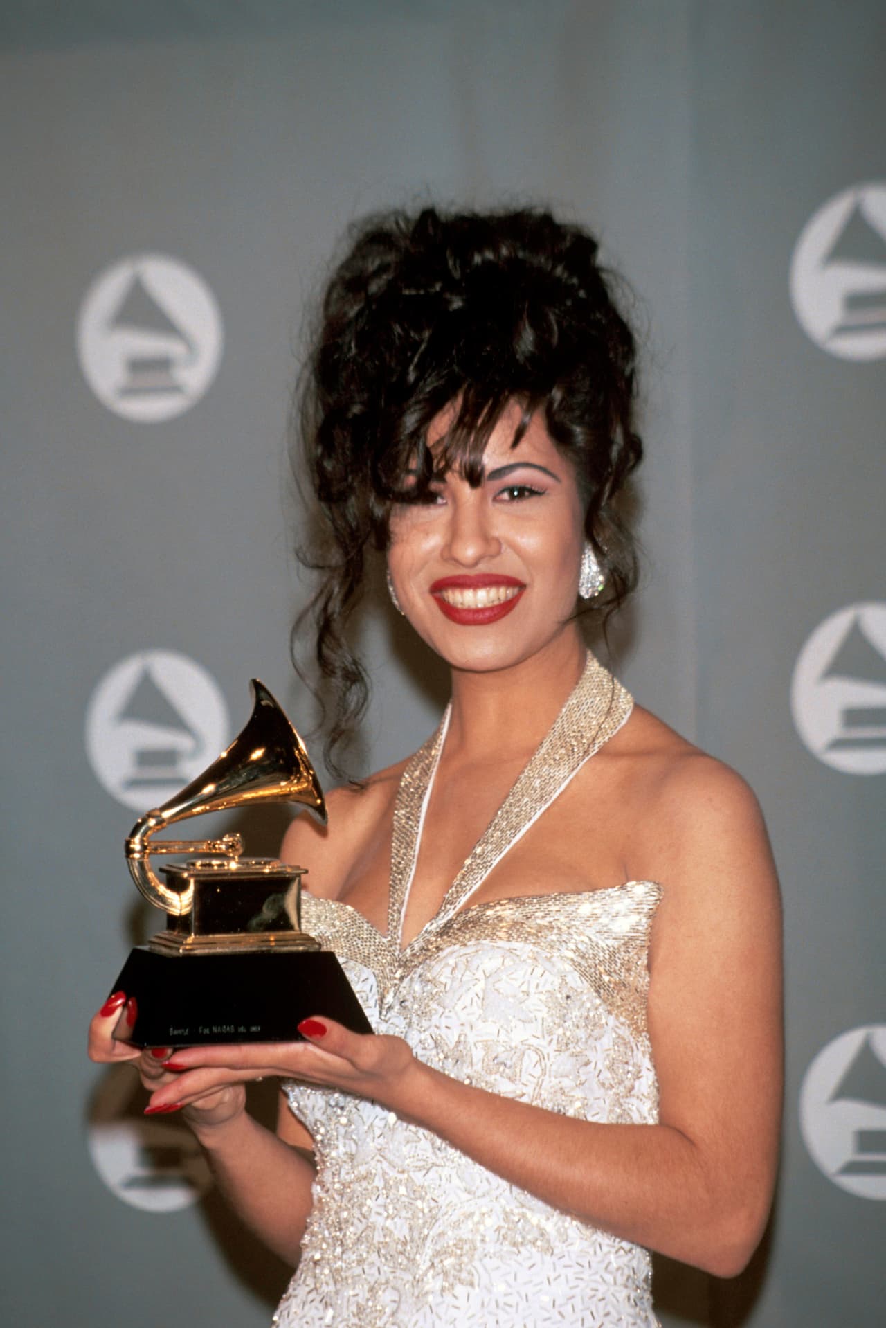 La reina del "tex- mex" ganó el Grammy al mejor álbum de música mexicano-estadounidense en la 36 entrega de los Grammys, en mayo de 1994 por el album "Live!".