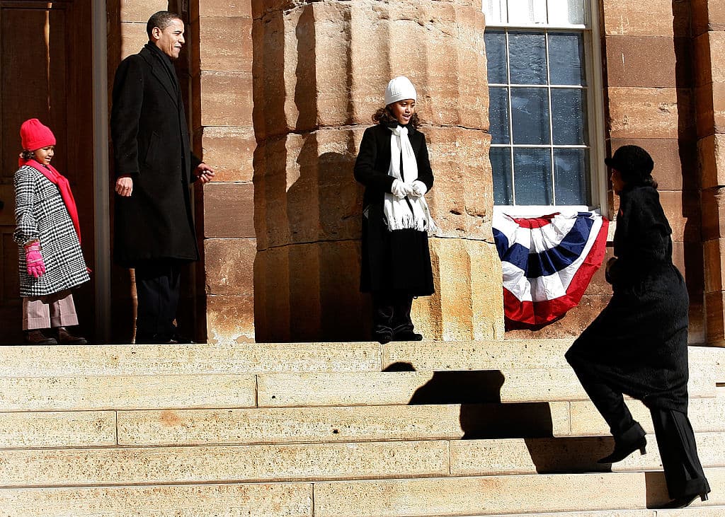 El día en que su padre anunció que buscaría la nominación demócrata a la presidencia: el 10 de febrero del 2007 en Springfield, Illinois. Foto de Getty Images.