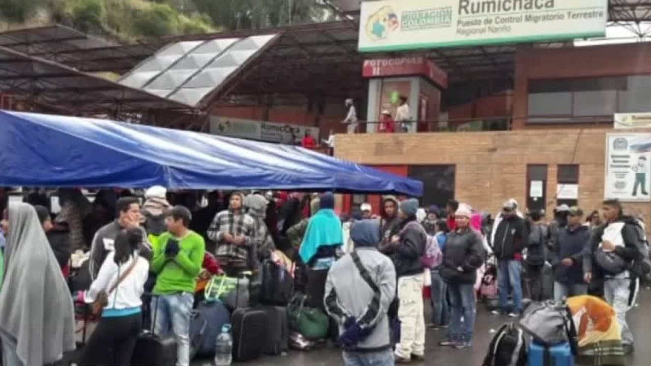 4,200 ingresos a diario: Ecuador declara la emergencia por el masivo flujo de inmigrantes venezolanos