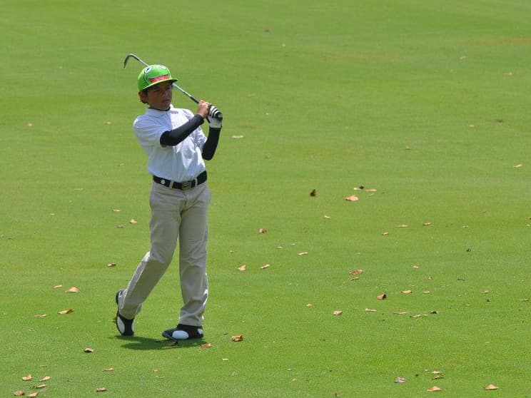 En casa le dicen nene, le gusta el golf y si no llegara a dedicarse a la música estudiaría arquitectura.
