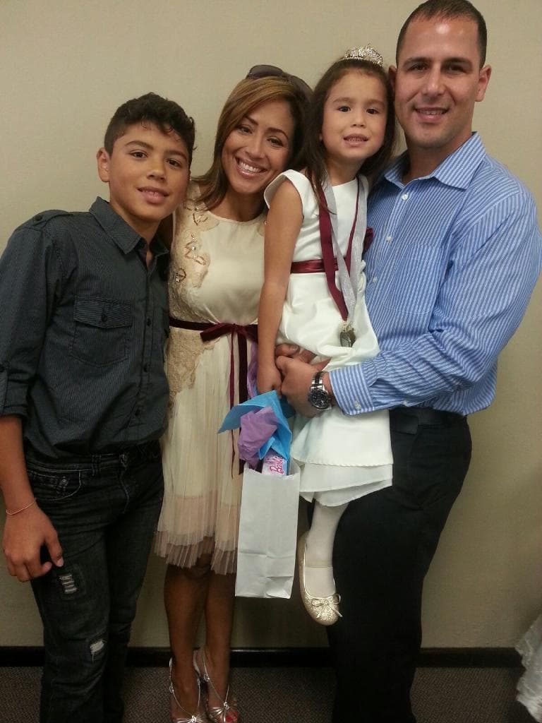 En casa le dicen nene, le gusta el golf y si no llegara a dedicarse a la música estudiaría arquitectura.