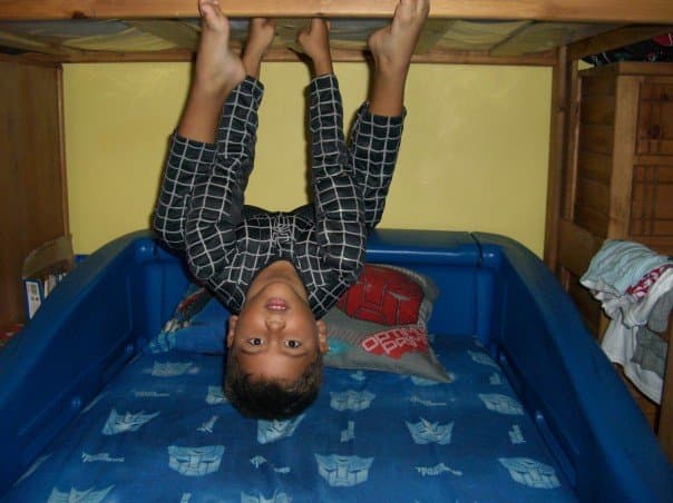 En casa le dicen nene, le gusta el golf y si no llegara a dedicarse a la música estudiaría arquitectura.