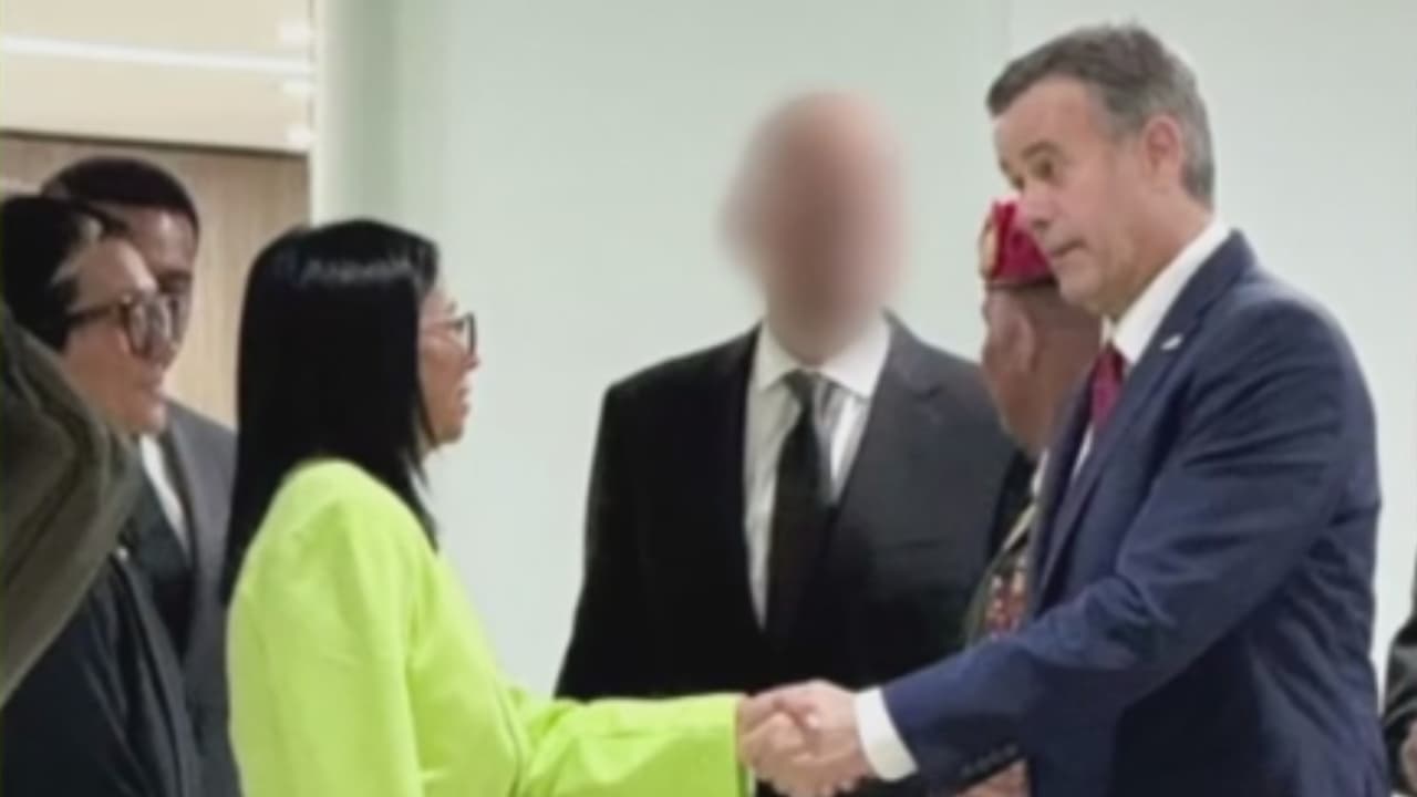 Delcy Rodríguez recibe la visita del Dir. de la CIA en EEUU