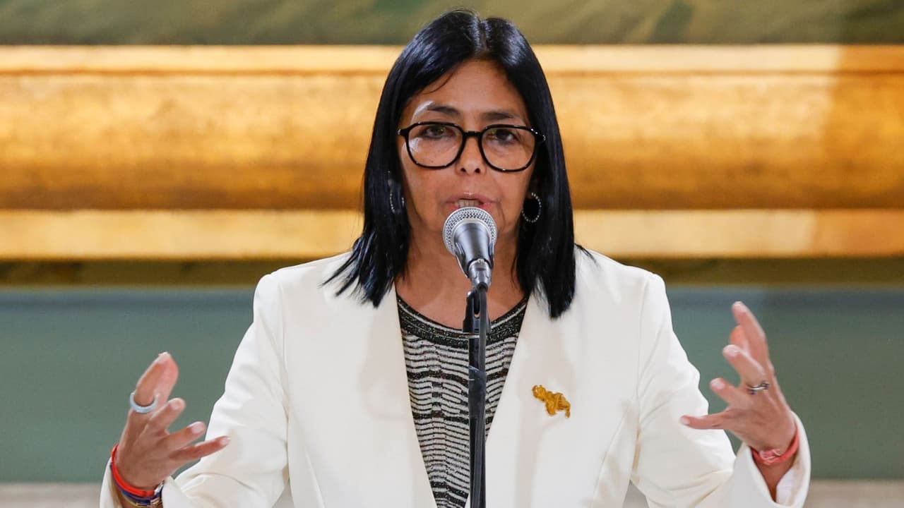 Casa Blanca confirma encuentro entre Donald Trump y Delcy Rodríguez; según informa agencia AP