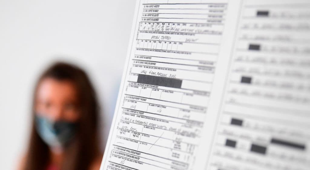 Víctimas de Epstein aseguran que sus agresores siguen protegidos pese a los nuevos documentos