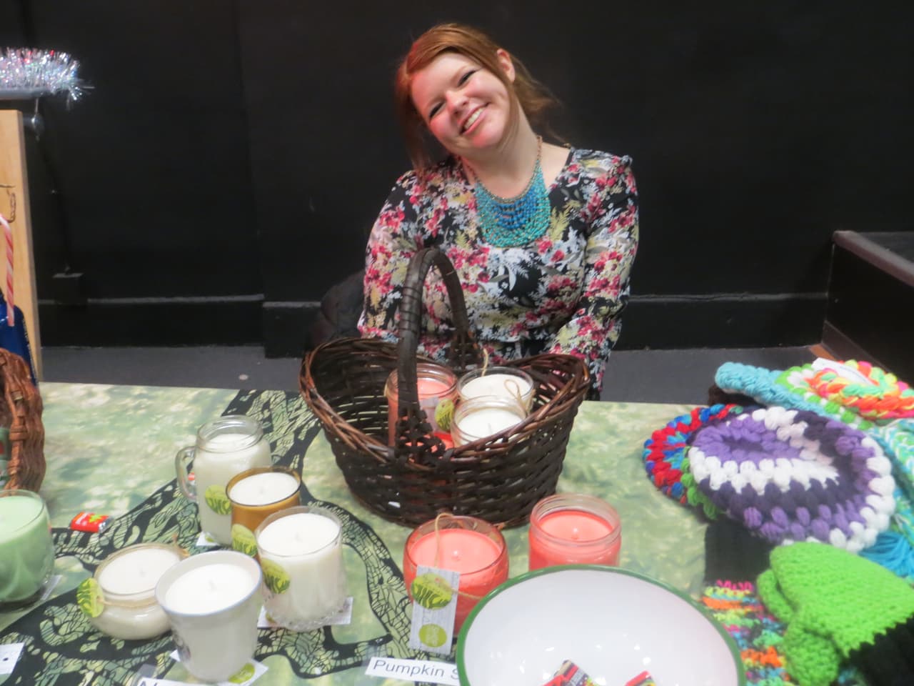 El mercado navideño estará abierto el jueves 3 de diciembre de las 11 am a las 7 pm y el viernes 4 de diciembre de las 11 am a las 5 pm.