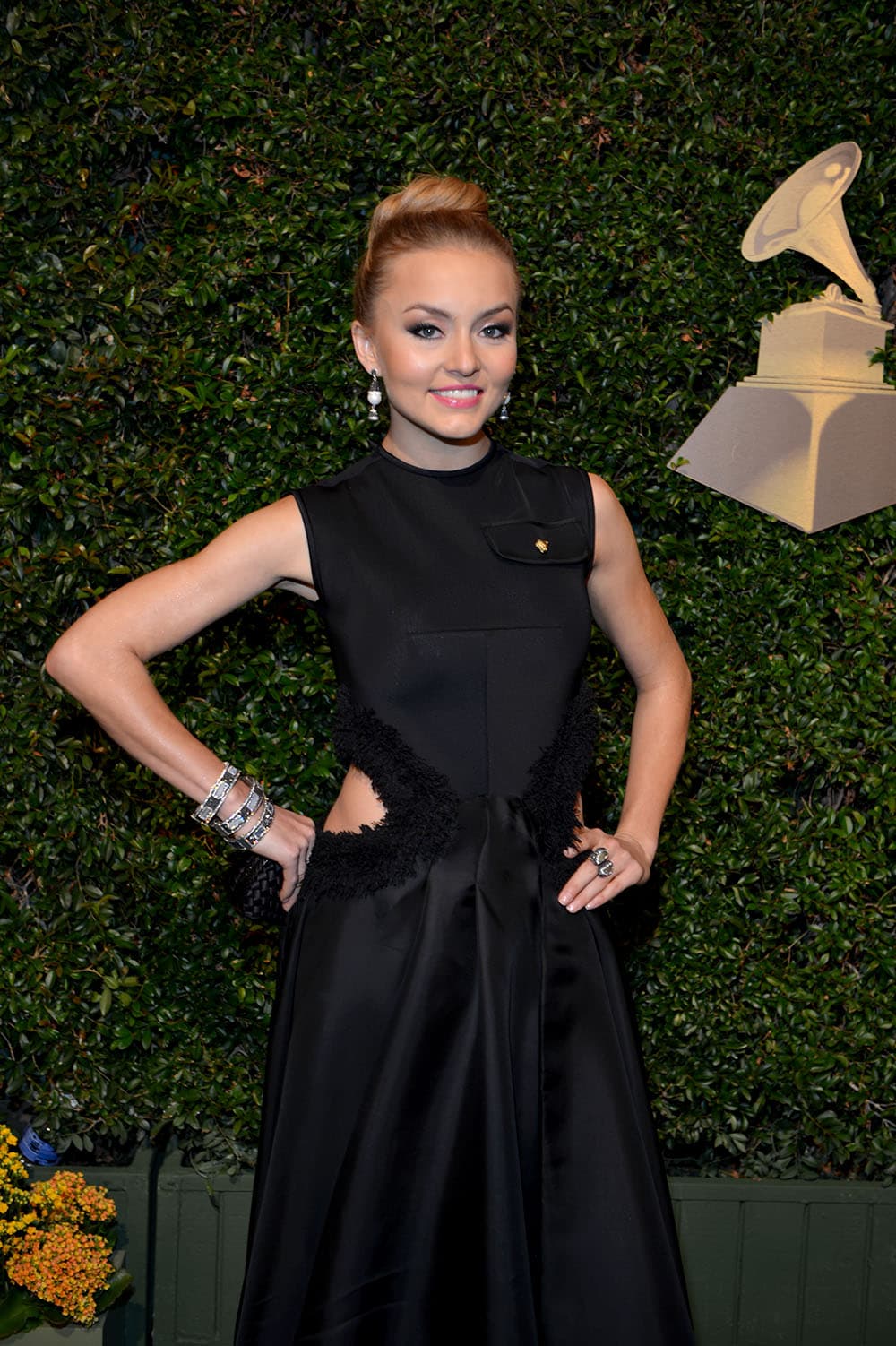 ¡Claro! Es
<b><a href="http://www.univision.com/temas/angelique-boyer">Angelique Boyer</a></b>, la actriz del momento en las telenovelas.