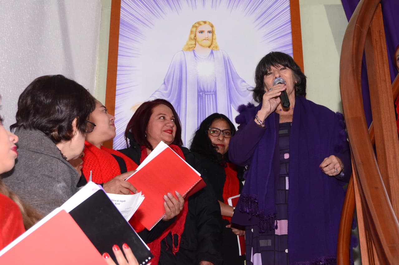 La noticia fue confirmada desde muy temprano por 
<b><a href="https://twitter.com/tvsespectaculos/status/1293487595326971904?s=21" target="_blank">Televisa Espectáculos</a></b> a través de su cuenta de Twitter. 
<br>