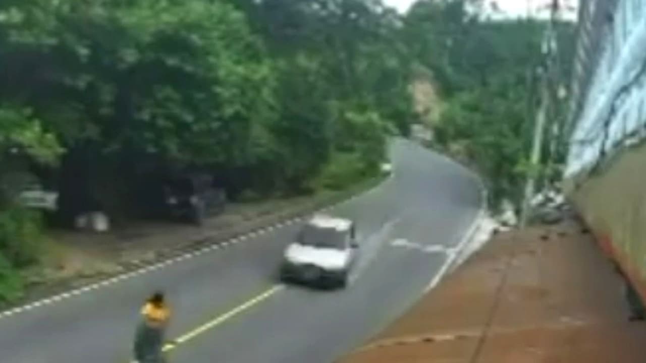 Indignación en Guatemala: Captan en video el momento en que un automovilista embiste a una mujer y escapa