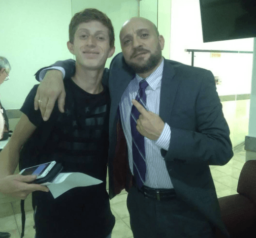 Por su parte, el actor Darío Ripoll ‘Luis’, confesó tener una ola de sentimientos en el intento de asimilar la pérdida de su compañero y amigos.
<br>
<br>