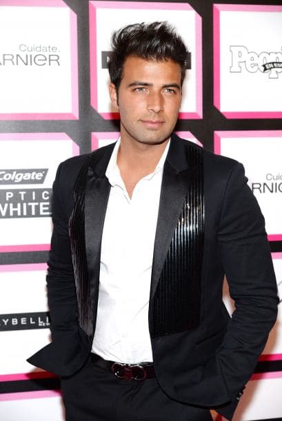 Además de su gran talento tiene un rostro angelical.