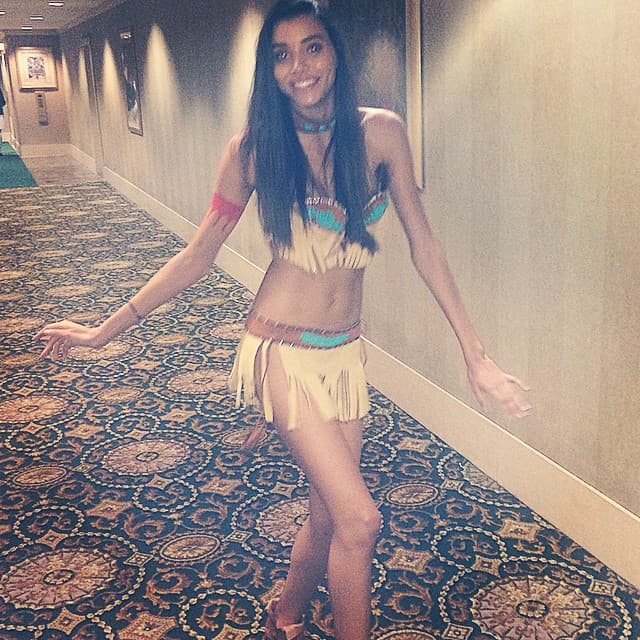 Ha decidio triunfar sin ayuda de su famosa hermana.