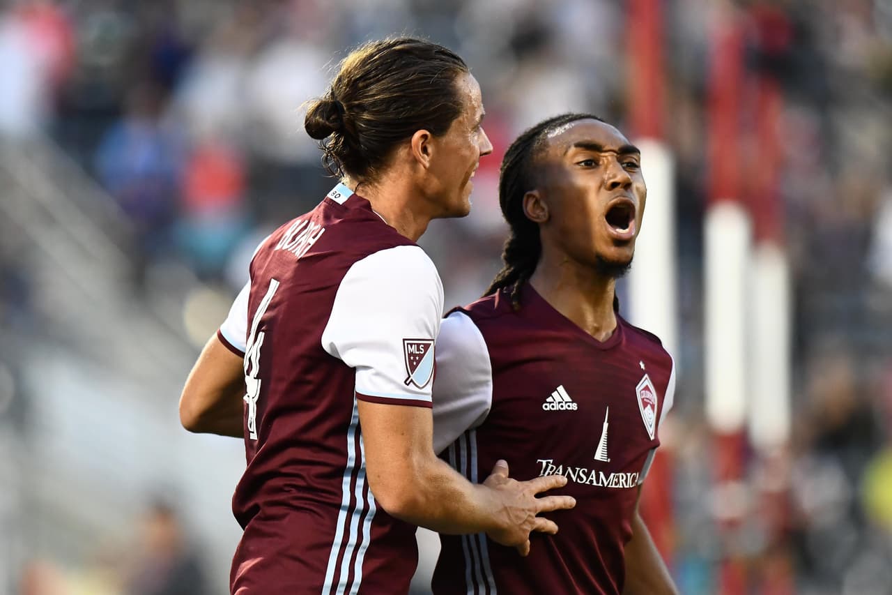 Colorado Rapids derrota 2-0 a Vancouver Whitecaps y llega a doce partidos invicto en casa