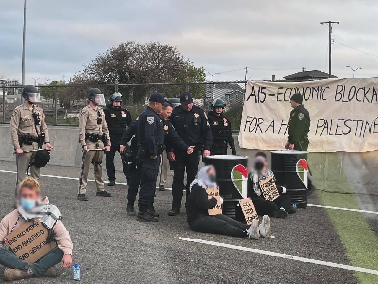 Manifestantes pro Palestina liberan el Golden Gate
