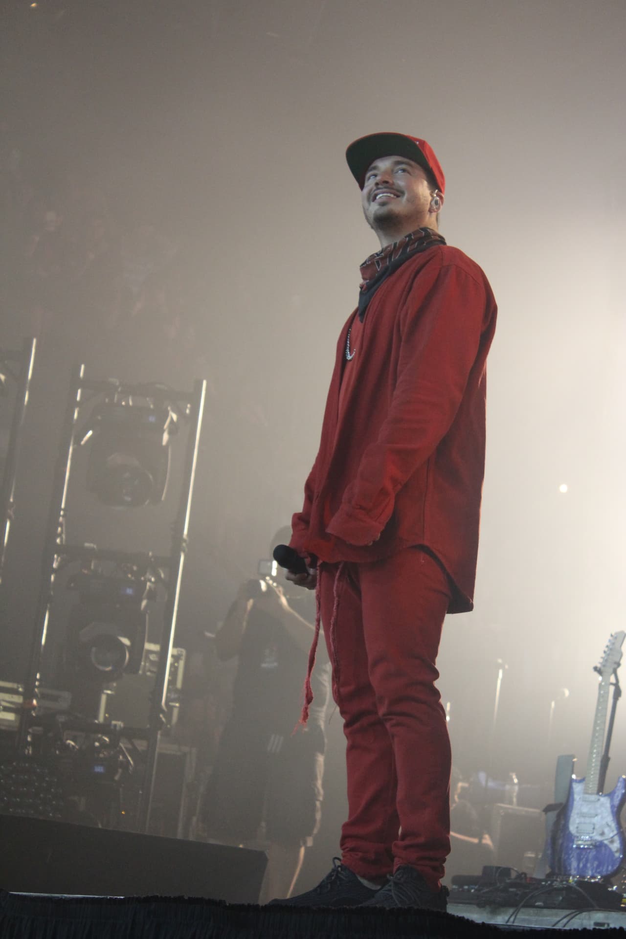 "Cada show sigo pensando que es un sueño, y saben qué? Si lo es, es un sueño realidad y faltan más por cumplir #LaFamiliaTourUSA", escribió.