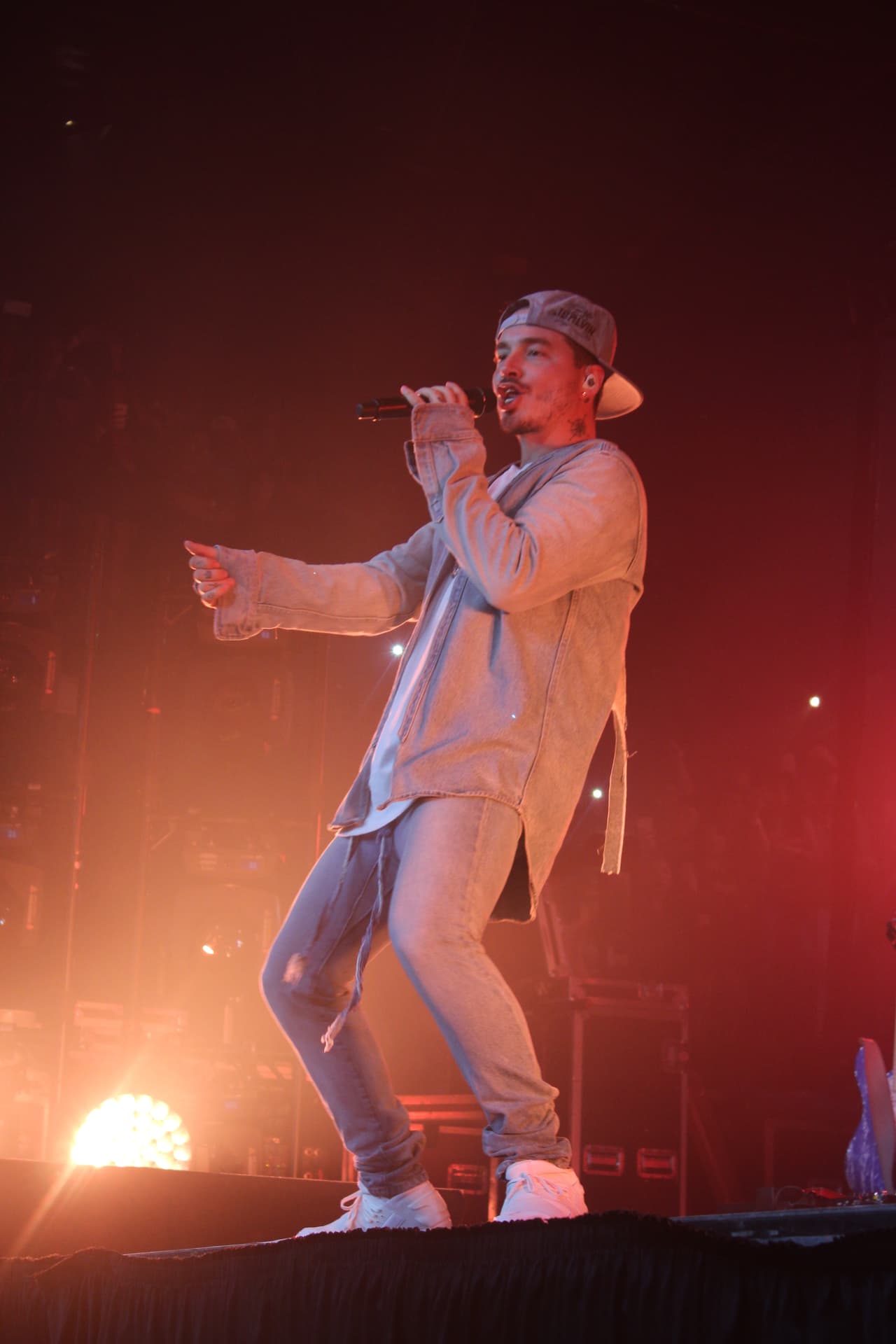 J Balvin también nos complació con todos los temas que nos encantan.