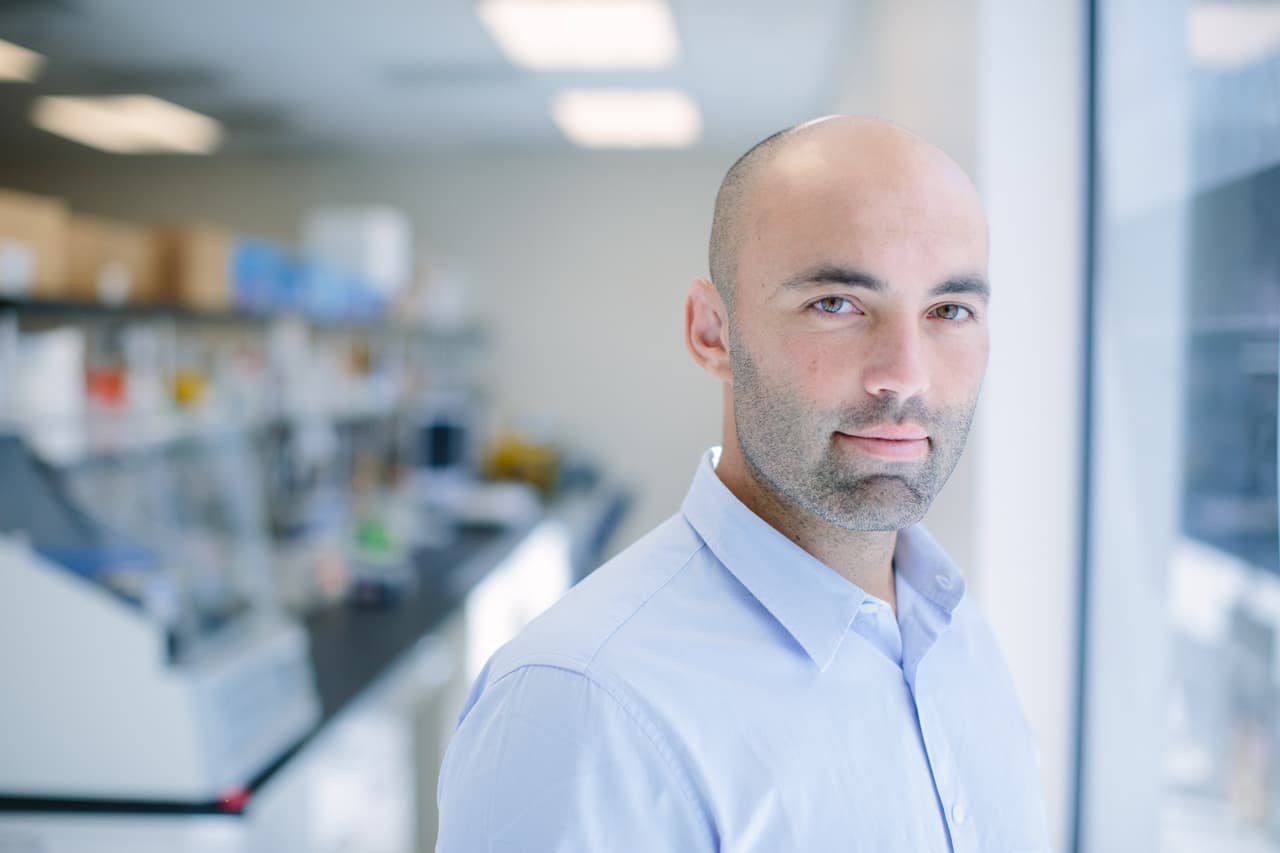 Alejandro Tocigl busca con Miroculus cambiar la manera en que se diagnostica el cáncer en la actualidad.