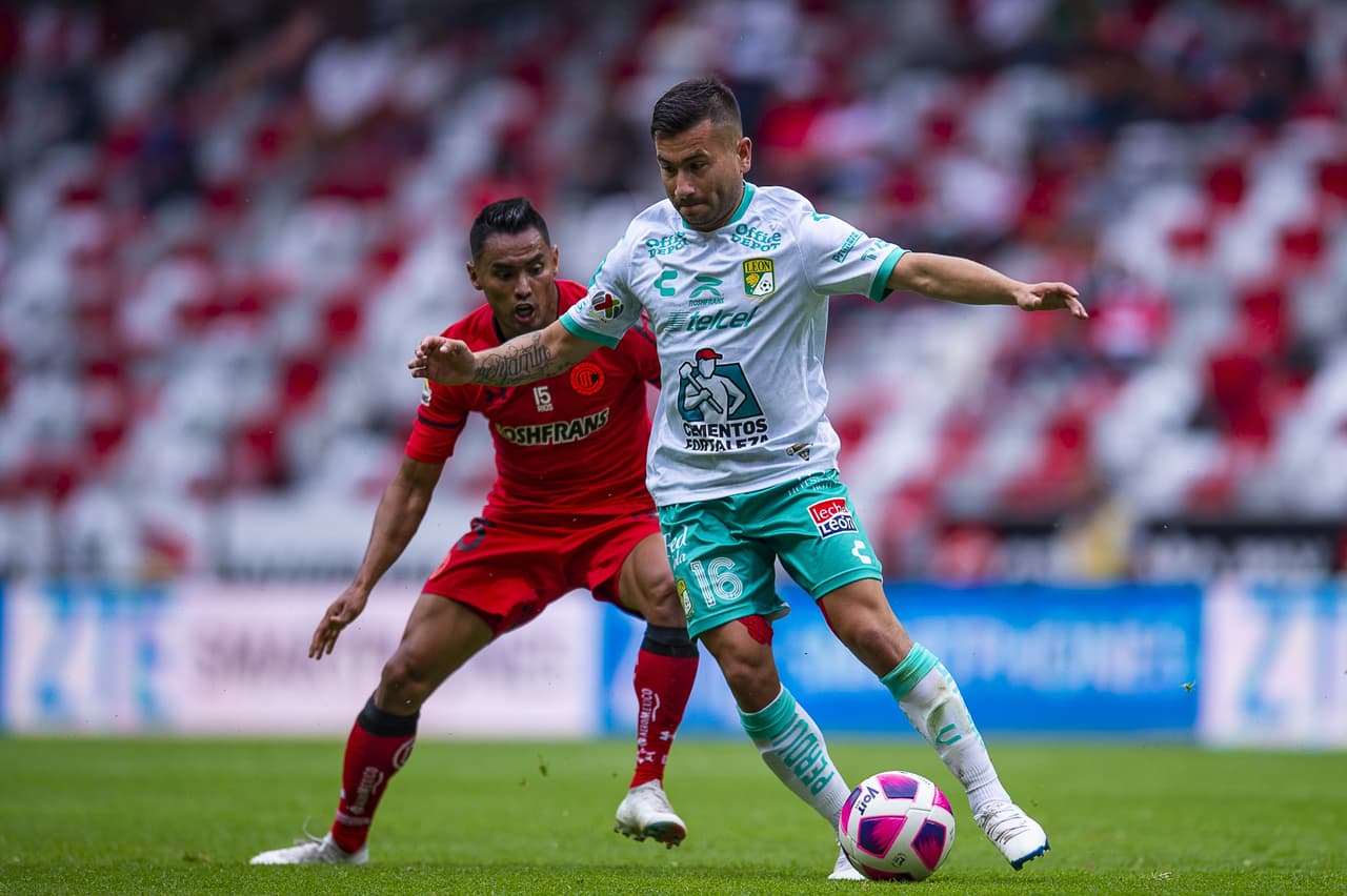 Toluca y León dejan las artillerías en casa y se conforman con empate 0-0.