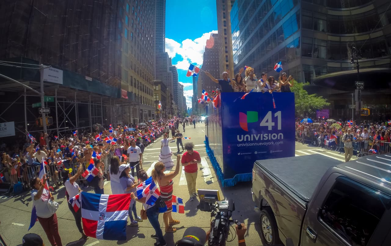 También se trasmitió por la señal de radio
<a href="https://www.univision.com/radio/nueva-york-wqbu-fm" target="_blank">Qué Buena 97.2</a> y por la plataforma digital de Univision Nueva York.