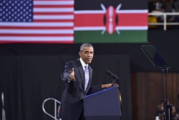 El presidente de EEUU dirigió un mensaje a una multitud en una instalación deportiva de Nairobi.
