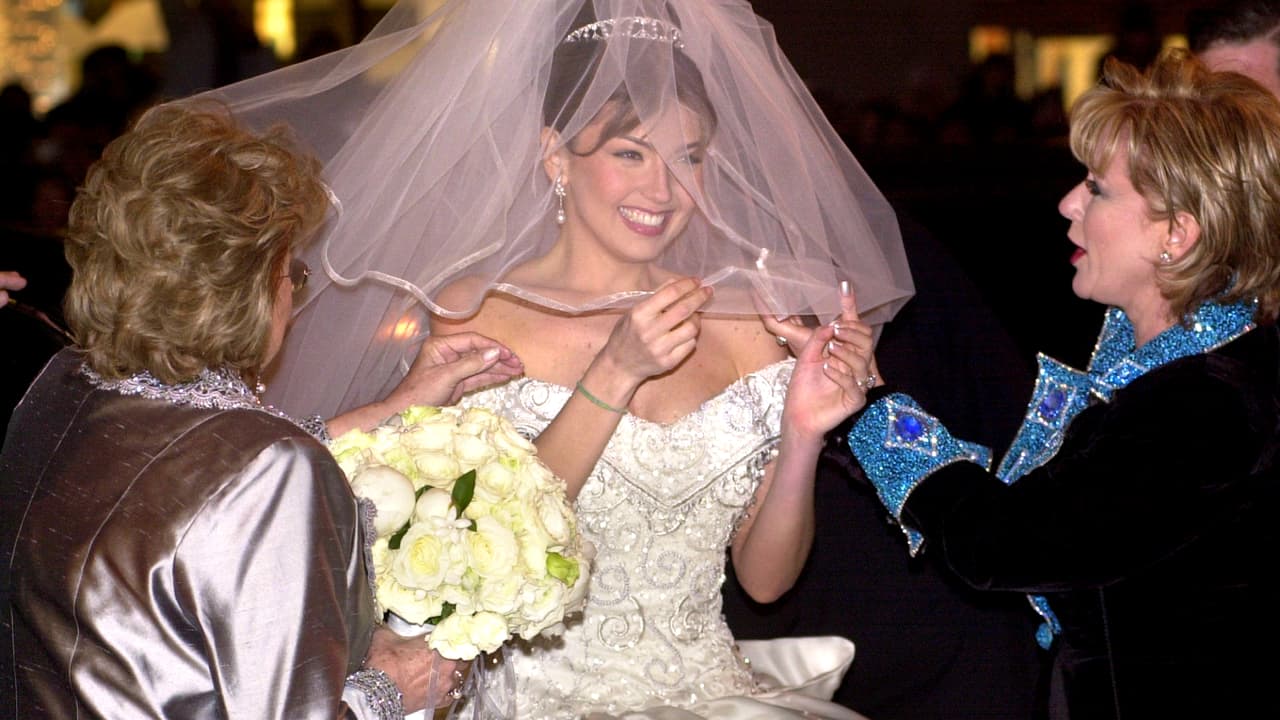 A 19 años de la boda de Thalía, Laura Zapata recuerda su rol como madrina de honor