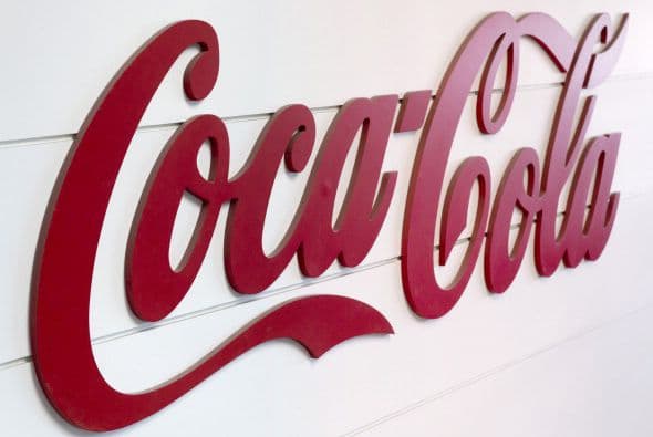 6. COCA COLA. La refresquera se fue abajo una posición, pero vale la nada despreciable cifra de 80,683 millones de dólares.