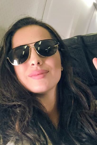 "Tenía muchas ganas de explorar..., estudié periodismo hace muchos años, nunca había ejercido realmente mi carrera y es una gran oportunidad que me dan los productores, que me da todo el equipo y me siento muy apapachada, muy respaldada y súper contenta, e ilusionada", dijo la actriz, según el sitio Radio Fórmula.