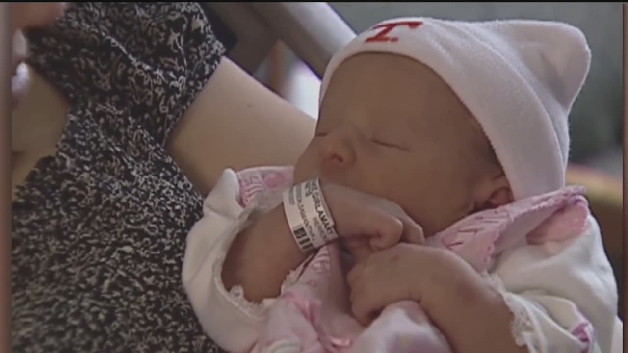 Ahorro en guarderías: llevar a tu bebé al trabajo pronto podría ser una realidad en California