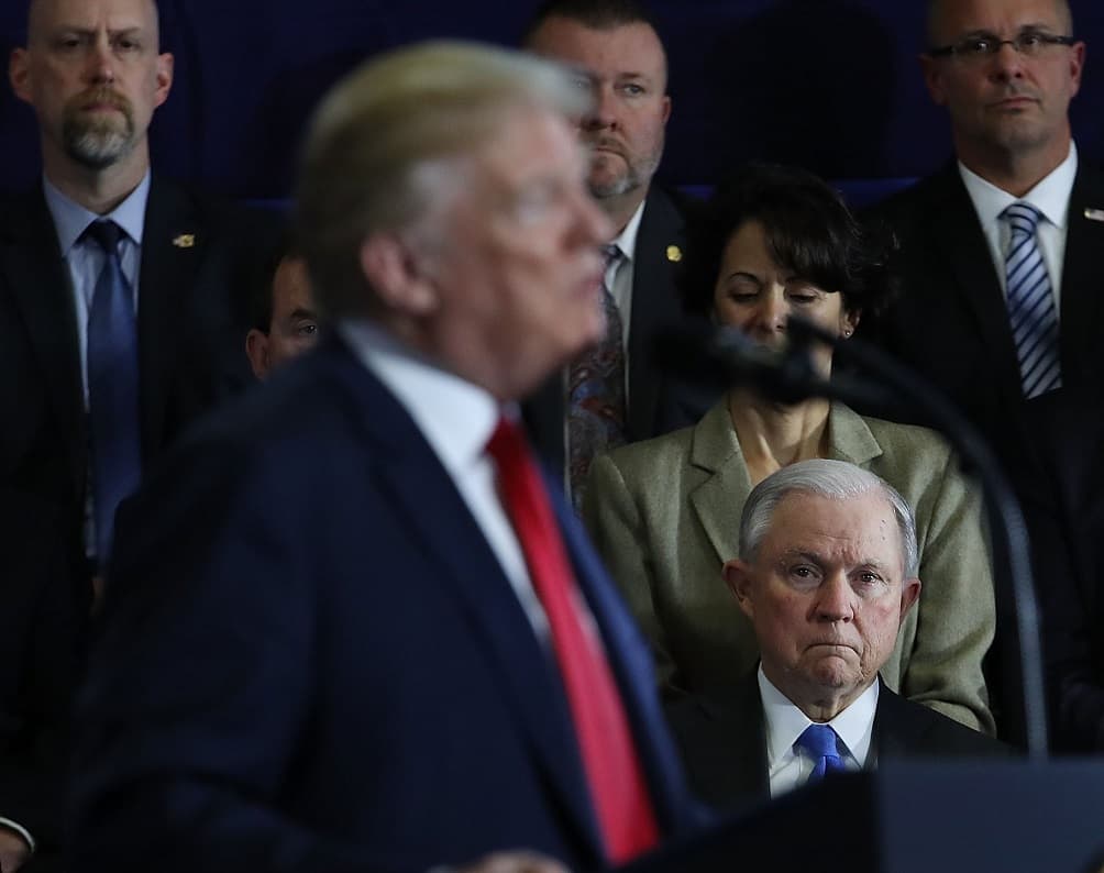 Trump despide al fiscal general Jeff Sessions, al que ha criticado duramente por el 'Rusiagate'