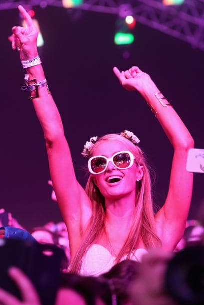 Paris estuvo feliz entre el público. Mira aquí más videos de Chismes.