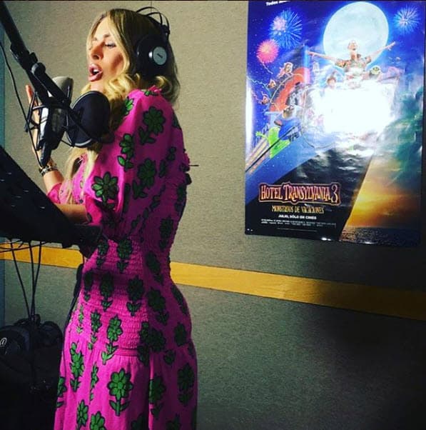 El pasado primero de junio, Gali compartió con sus seguidores que había cumplido uno de sus sueños, ser actriz de doblaje: "No tienen idea la emoción que tengo de participar en el doblaje de 'Hotel Transylvania 3'. Gracias @sonypicturesmx. Capitana Ericka", escribió en Instagram.