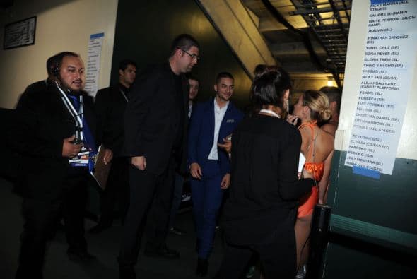 Como siempre, no puedes verlo todo en la televisión. Por eso, we always got your back con nuestro lente bien ubicado en el backstage.