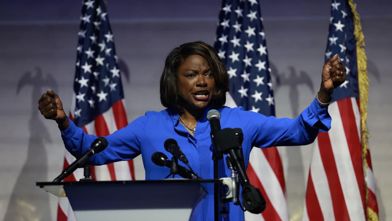 Asegurando que perdió la elección pero no la batalla, Val Demings acepta la derrota frente a Marco Rubio
