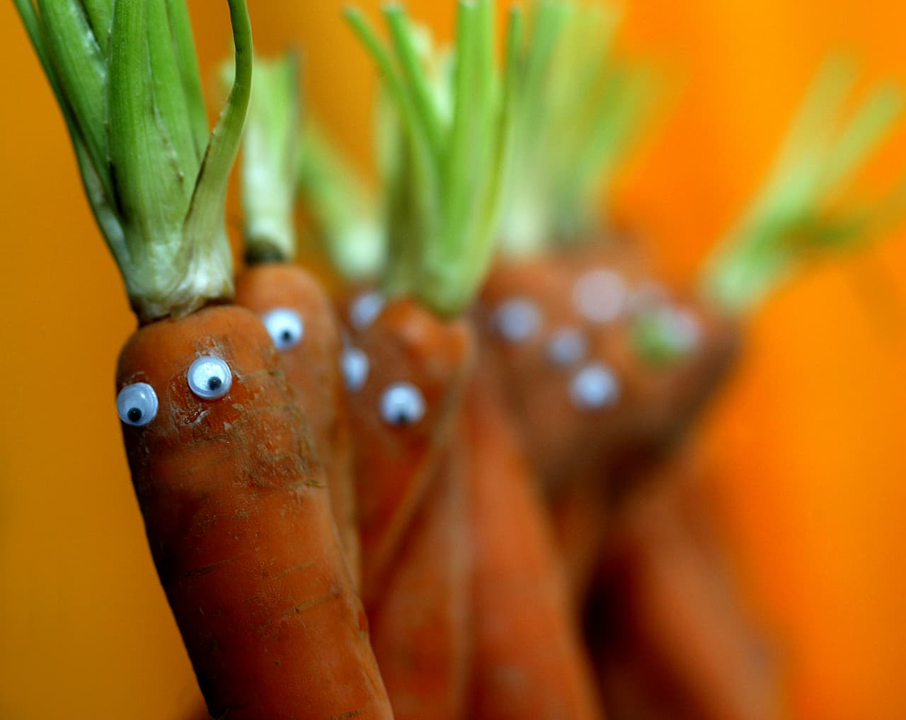 Otra de las cosas fantásticas que se han hecho con estos nutritivos vegetales es darles vida con ojitos.