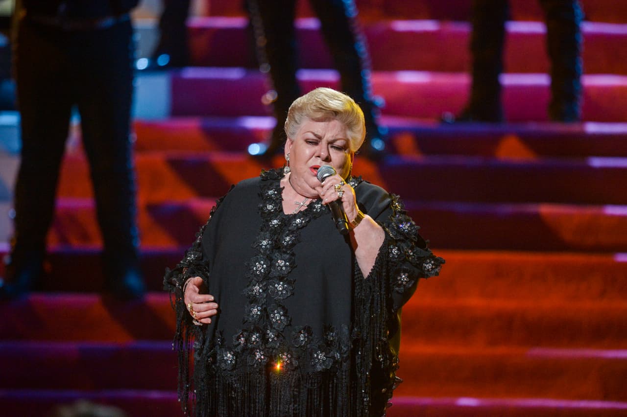 Paquita la del Barrio dio todo de sí en el escenario.