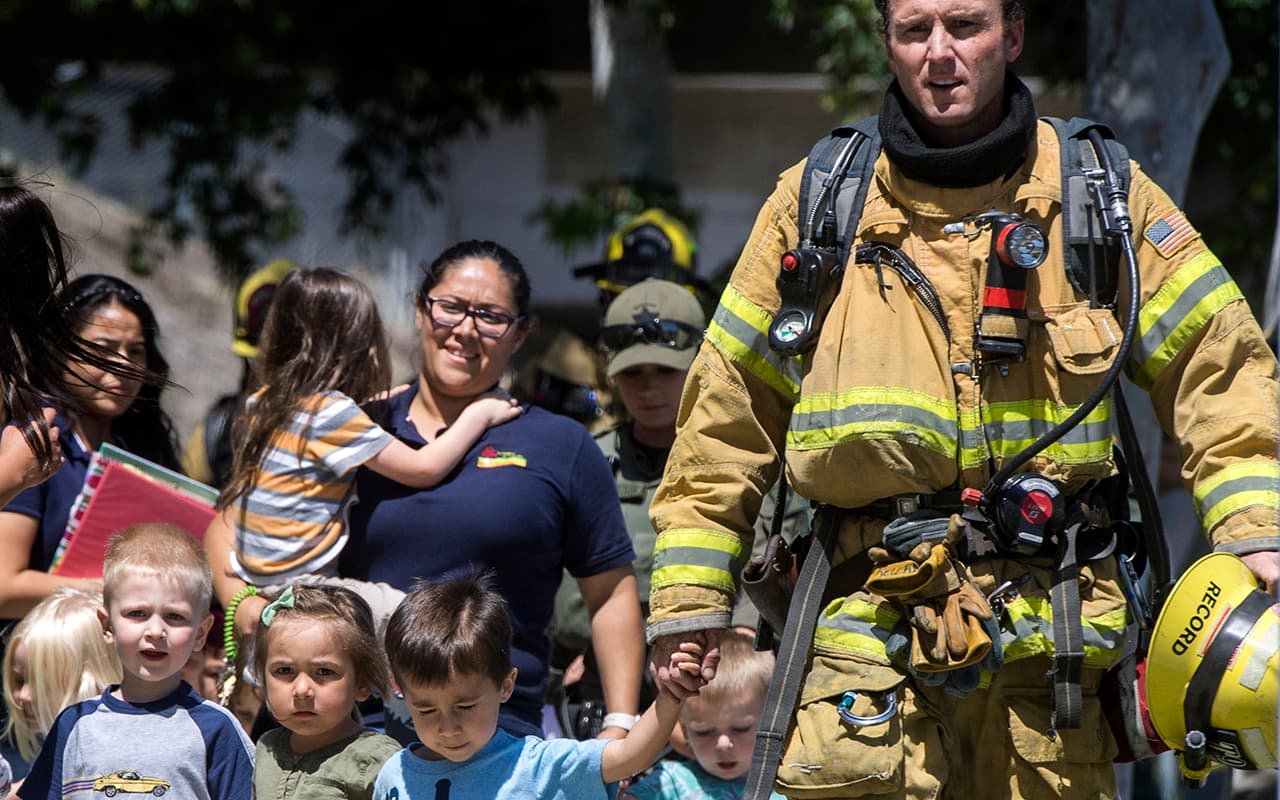 Las autoridades no creen que la explosión que dejó un muerto en Aliso Viejo haya sido un accidente