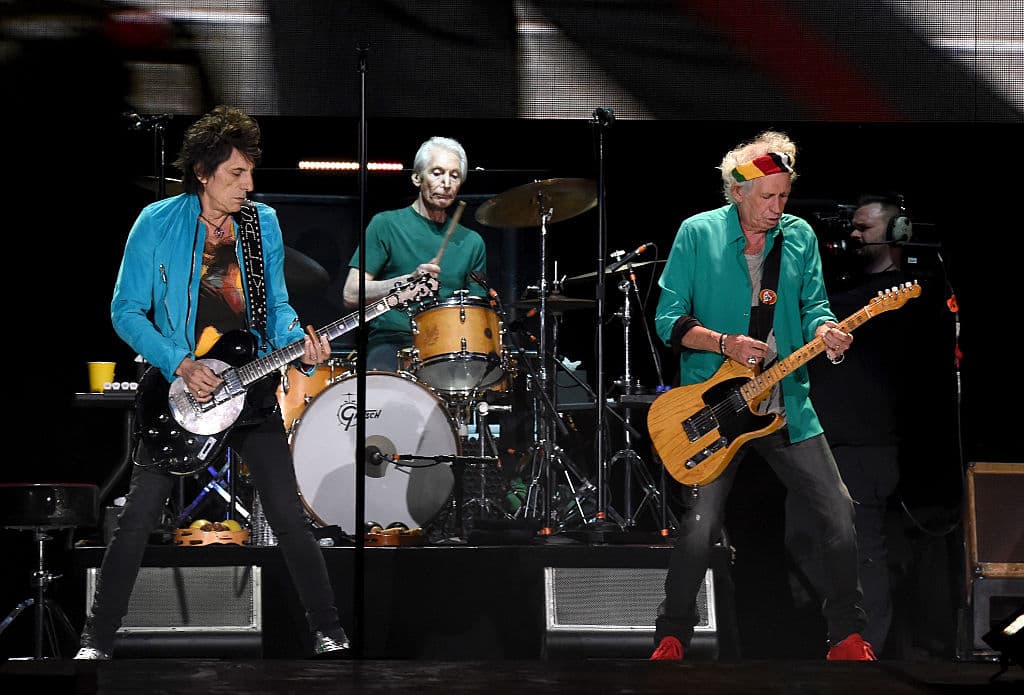 Charlie Watts en la batería, señores y señoras