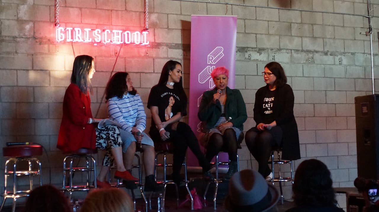 Alice Bag sigue activa y recientemente sacó su disco solista.