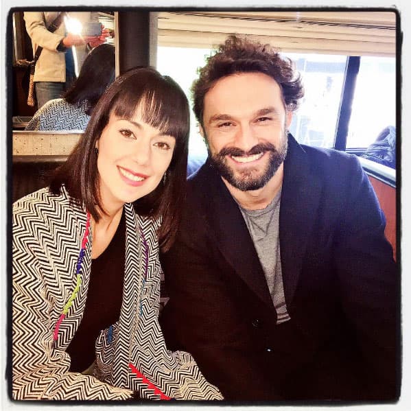 Le gusta trabajar con Iván Sánchez en "Yago" porque es igual de profesional que ella, cosa que agradece.