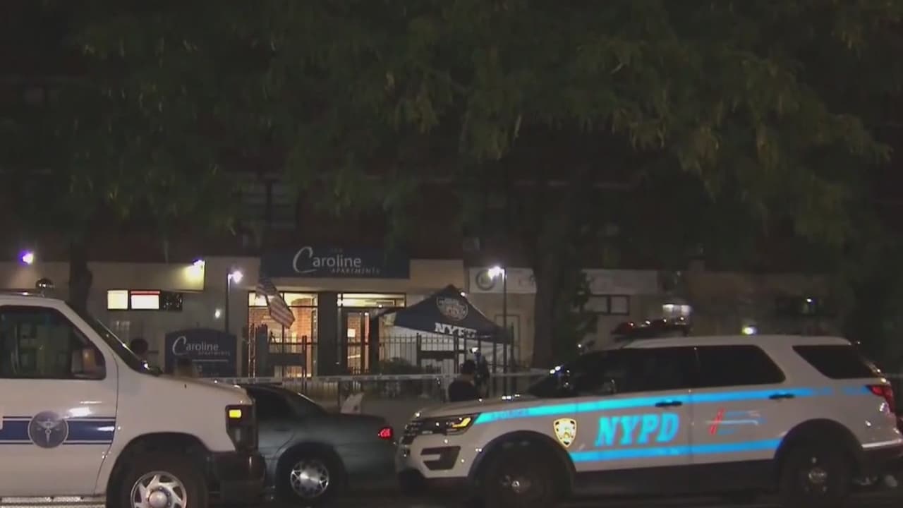 Anciano ecuatoriano apuñala hasta la muerte a su esposa y luego se lanza del sexto piso de un edificio en el Alto Manhattan