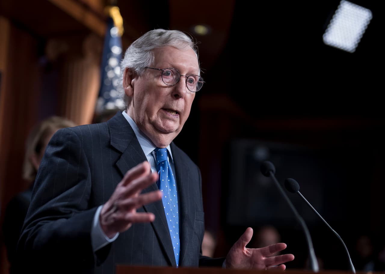 McConnell, reelegido como líder de la minoría republicana en el Senado