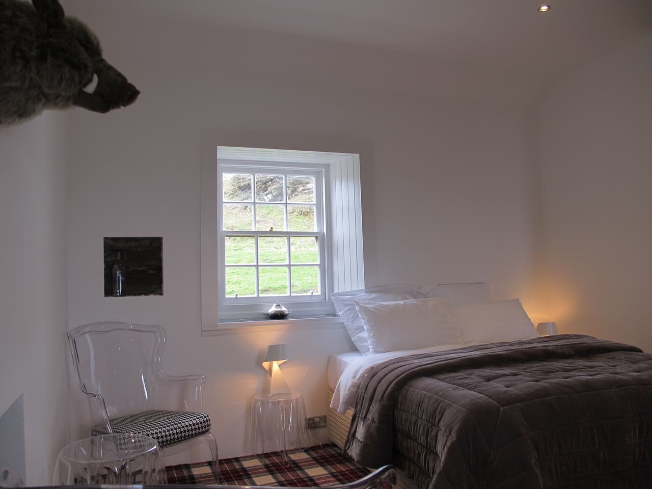 Michi Meier, un empresario suizo, la compró en 2.5 millones después de hacer una oferta, y es ahora él quien está abierto a la posibilidad de rentarla.